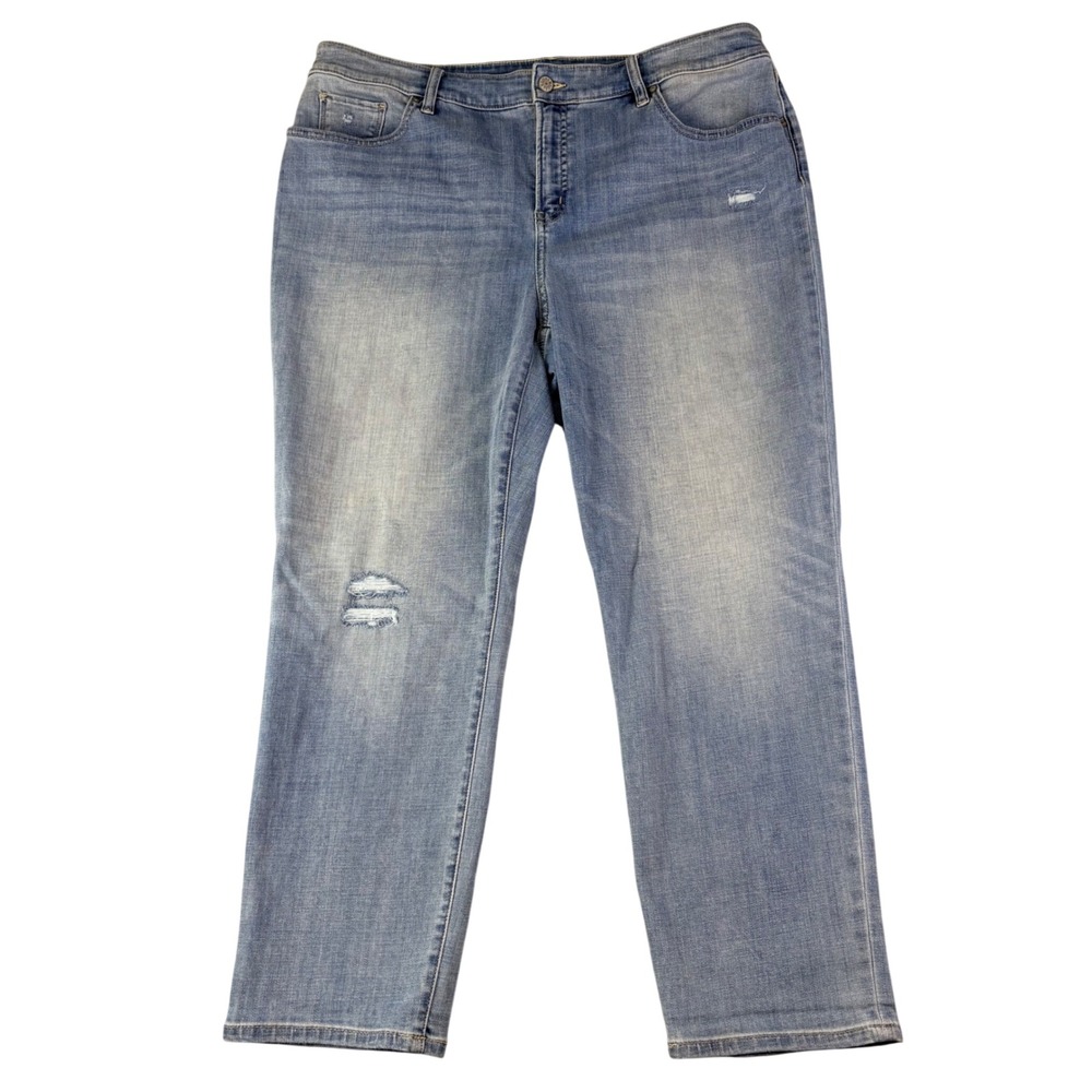 Chicos 3 US 16 Light Wash So Slimming Girlfriend Slim Leg Crop Distressed Jean